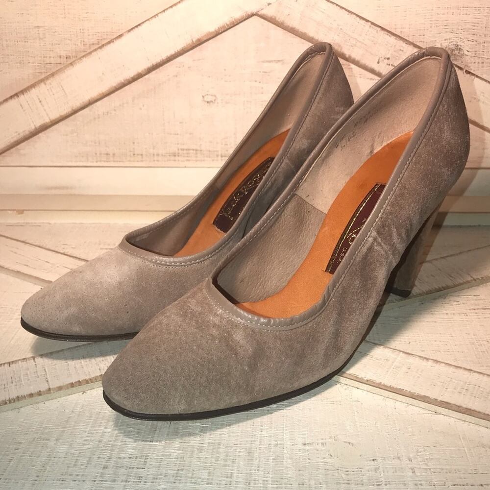 Vintage Jack Rogers ostrich suede pumps chunky heels size 6 taupe tan